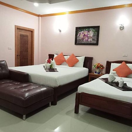 Pawarisa Resort Pathio Exterior photo